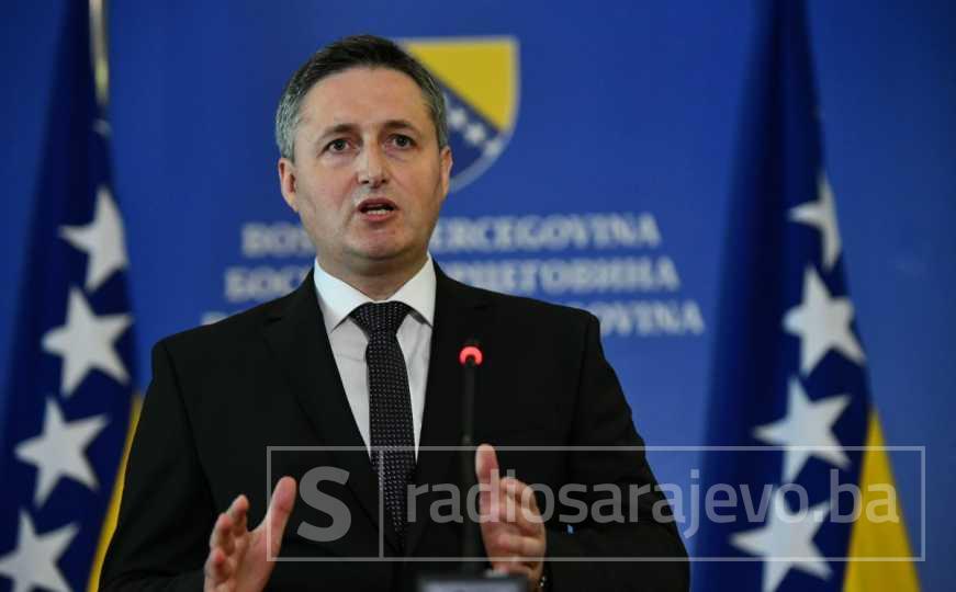 Bećirović: EU ne treba kažnjavati narod već antievropske političare